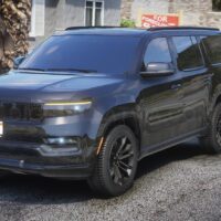 digitallatvia_10_1bd06fed-8476-4d69-b98e-e6473d8959f2.jpg Jeep Grand Wagoneer 2023 | Debadged