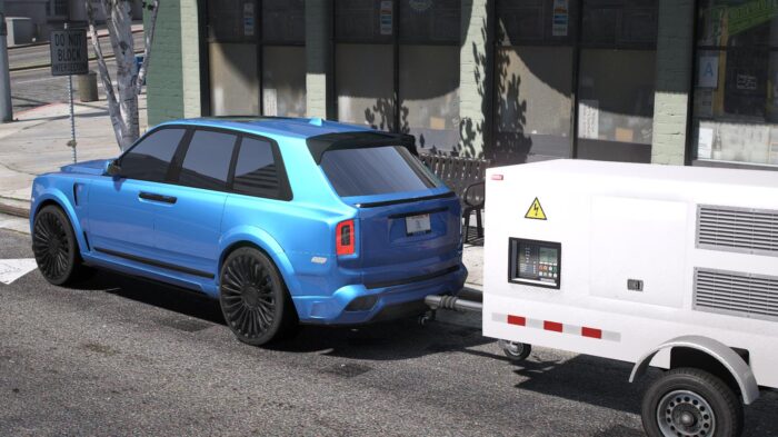 digitallatvia_4_5e29c026-8193-48b7-9992-f9f98d30d3fc.jpg Rolls-Royce Cullinan | Debadged